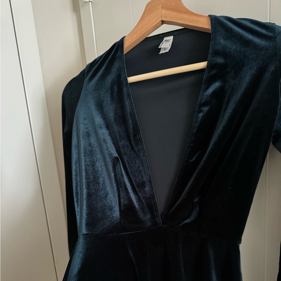 american apparel | green blue deep v-neck velvet dress - Picture 5 of 7